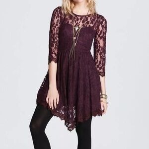 FREE PEOPLE lace boho dress w asymmetrical hem anf shabby chic prairie vibe